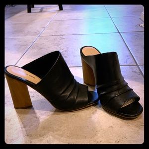 Gianni Bini Black Heels